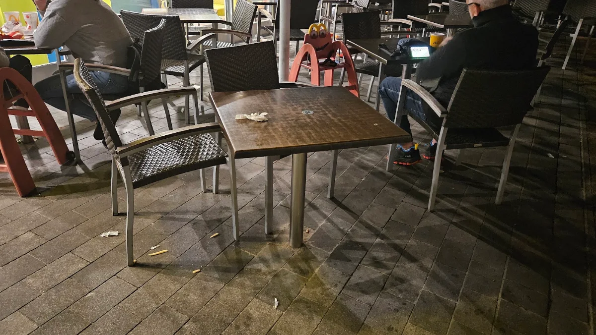 Atmosphäre, McDonald's