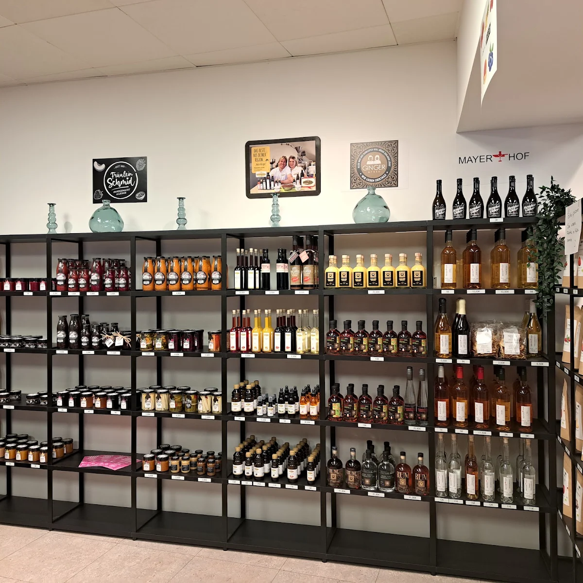 Atmosphäre, Höhner's Lokale Genüsse Backwaren-Cafe-Lokale Lebensmittel-Events