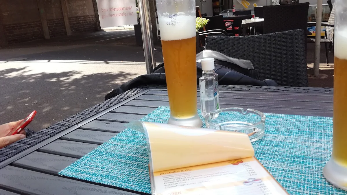Speisekarte, Pommesbude Linz