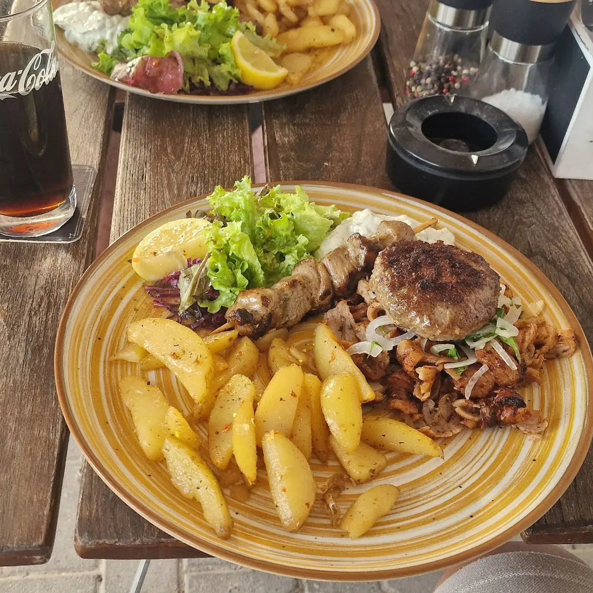 Essen und Trinken photo 2