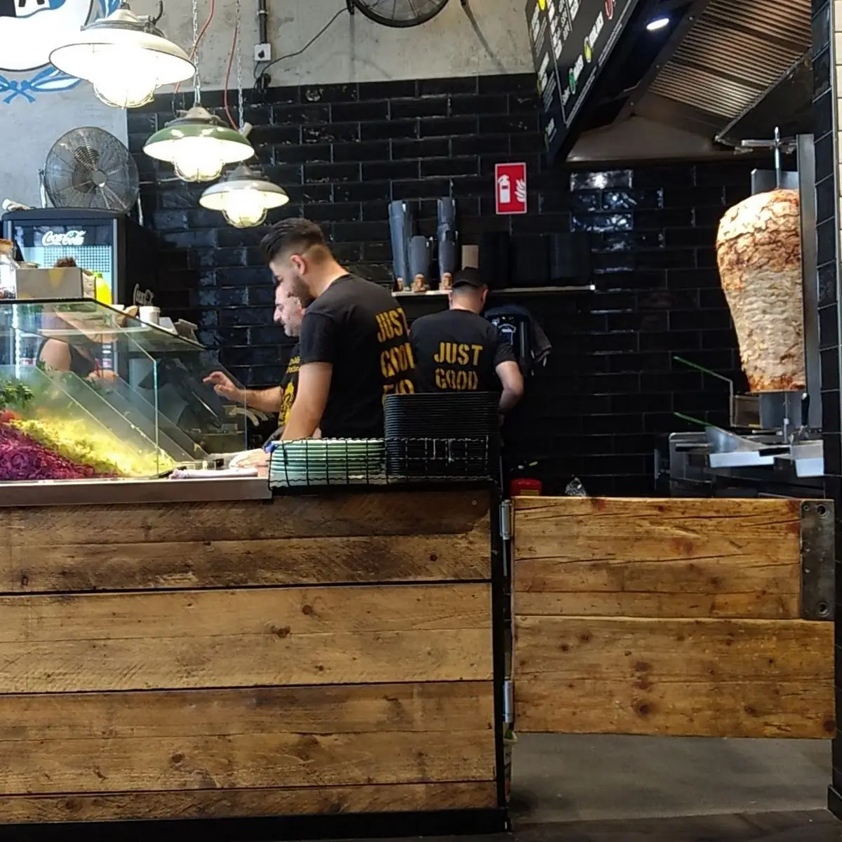 Atmosphäre, The Döner Brothers Jahnplatz