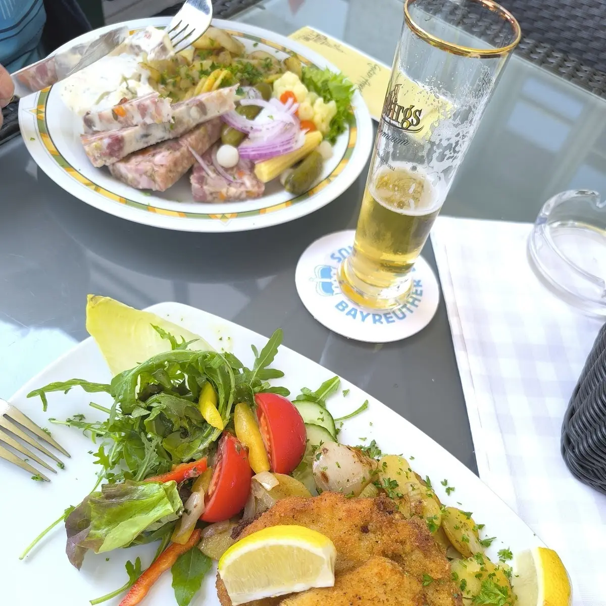 Essen und Trinken photo 3