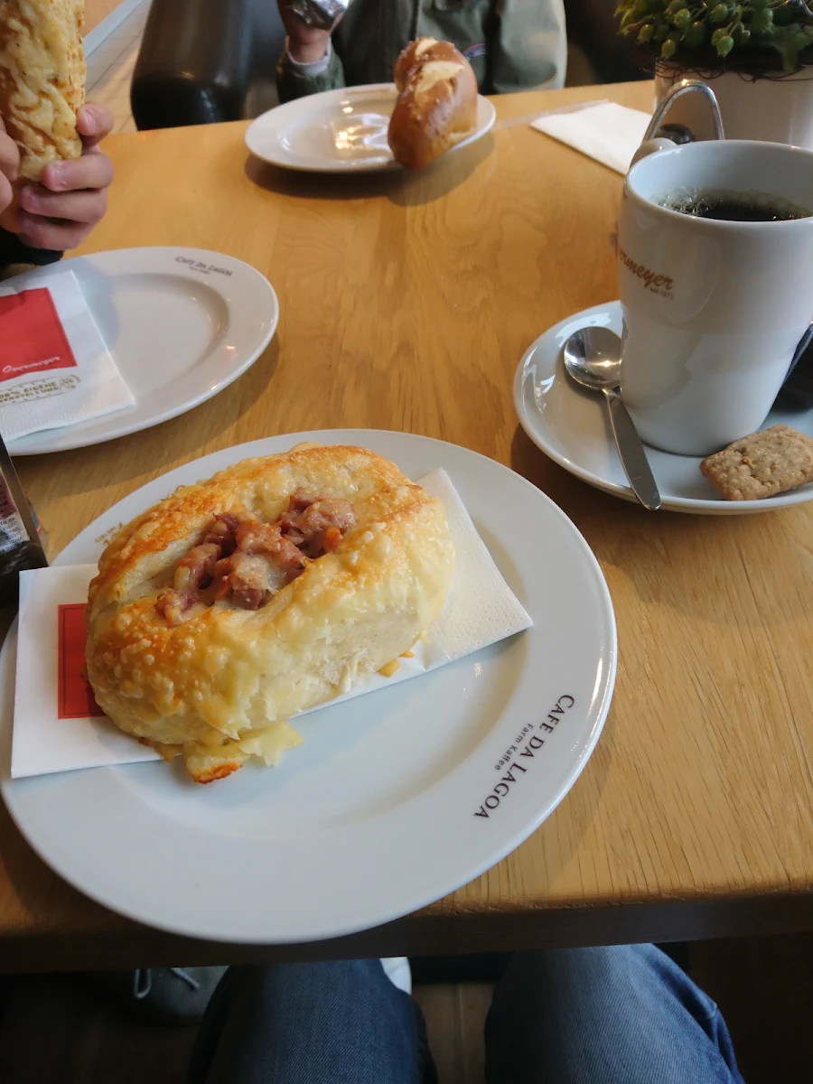Essen und Trinken photo 3