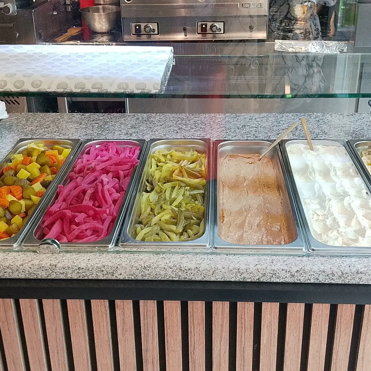 Essen und Trinken, Khobza Nar خبزة ونار