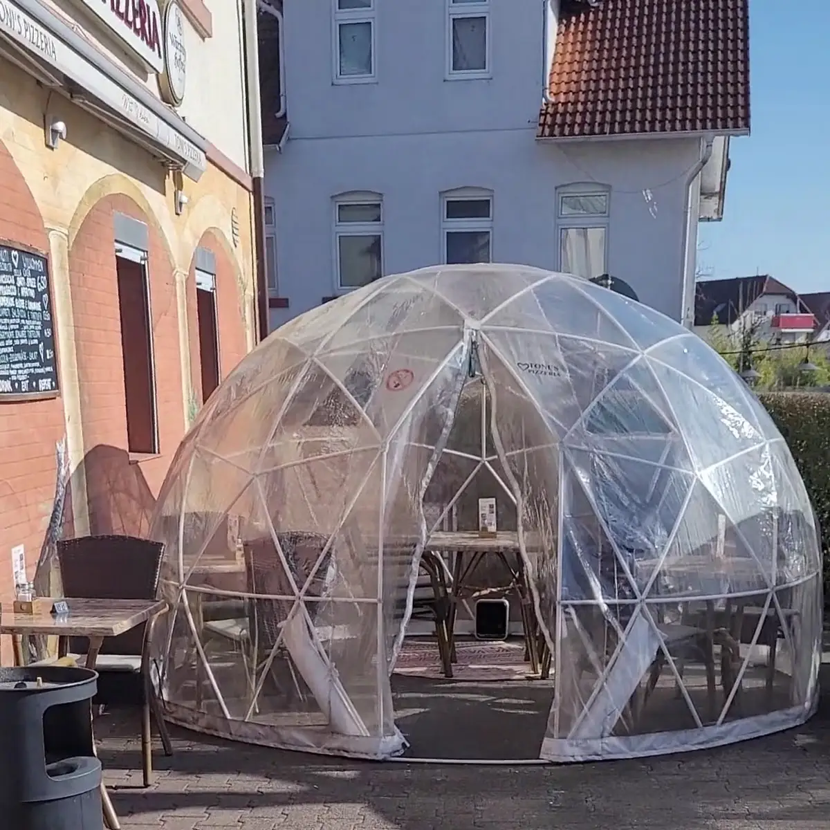 Atmosphäre, Toni's Pizzeria