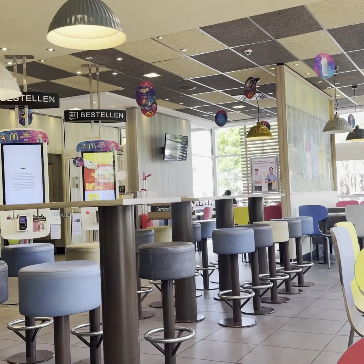 Atmosphäre, McDonald's