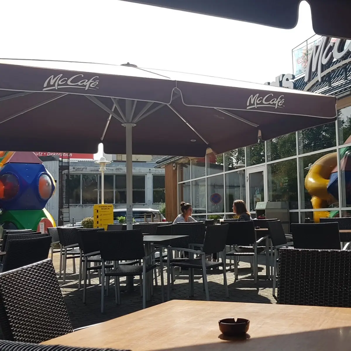 Atmosphäre, McDonald's