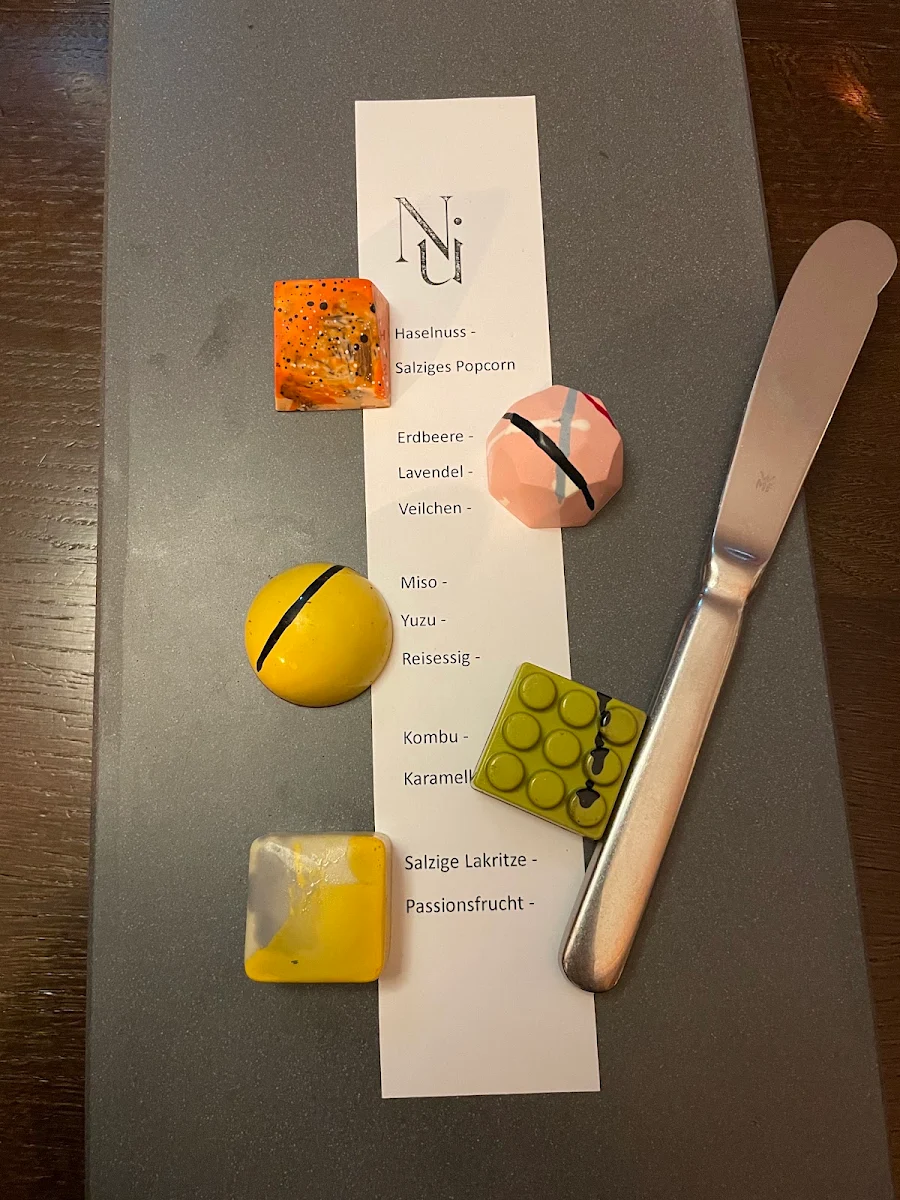 Speisekarte, Nui im Goldenen Fässle