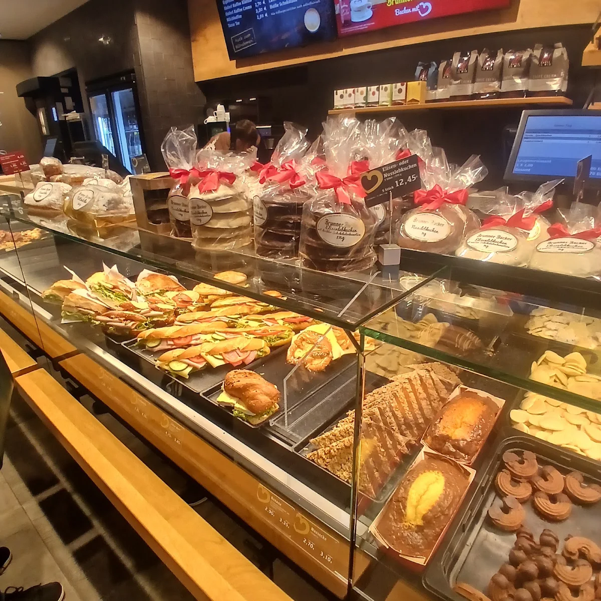 Atmosphäre, Bäckerei Brunner & Café