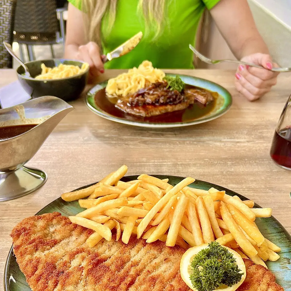 Essen und Trinken photo 2