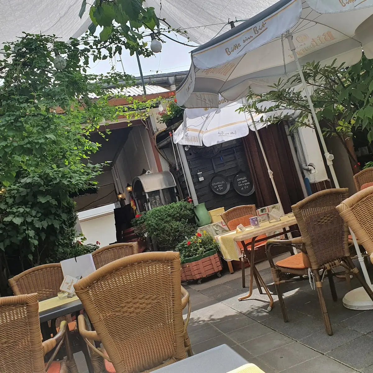 Atmosphäre, Strauß Gartenwirtschaft