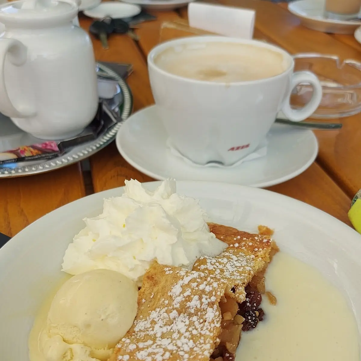 Essen und Trinken photo 3