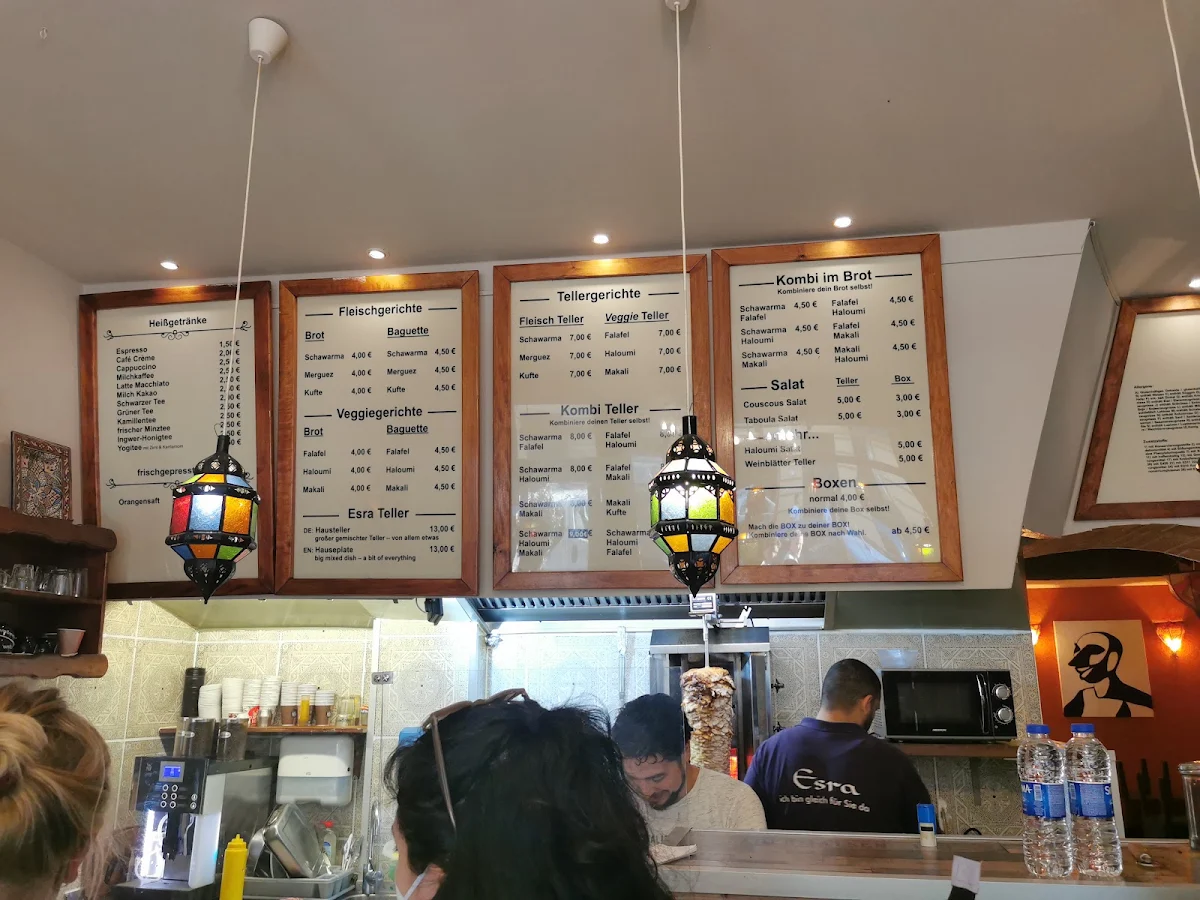 Speisekarte, Esra Falafel