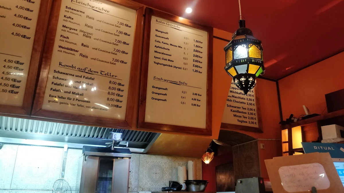 Speisekarte, Esra Falafel