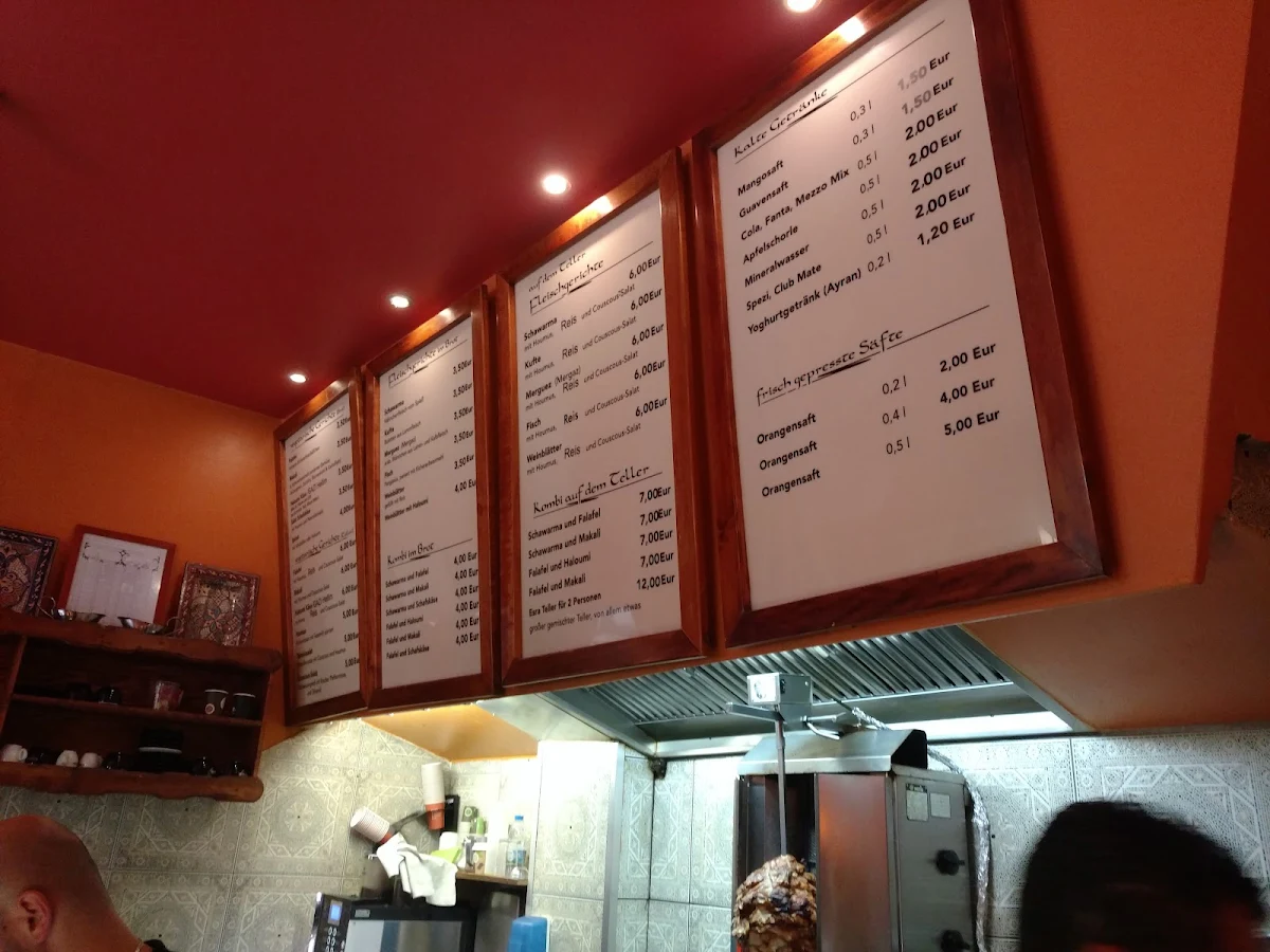 Speisekarte, Esra Falafel