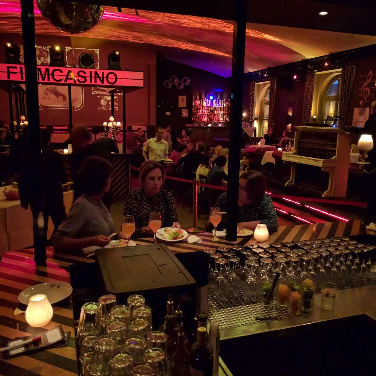 Atmosphäre, Filmcasino
