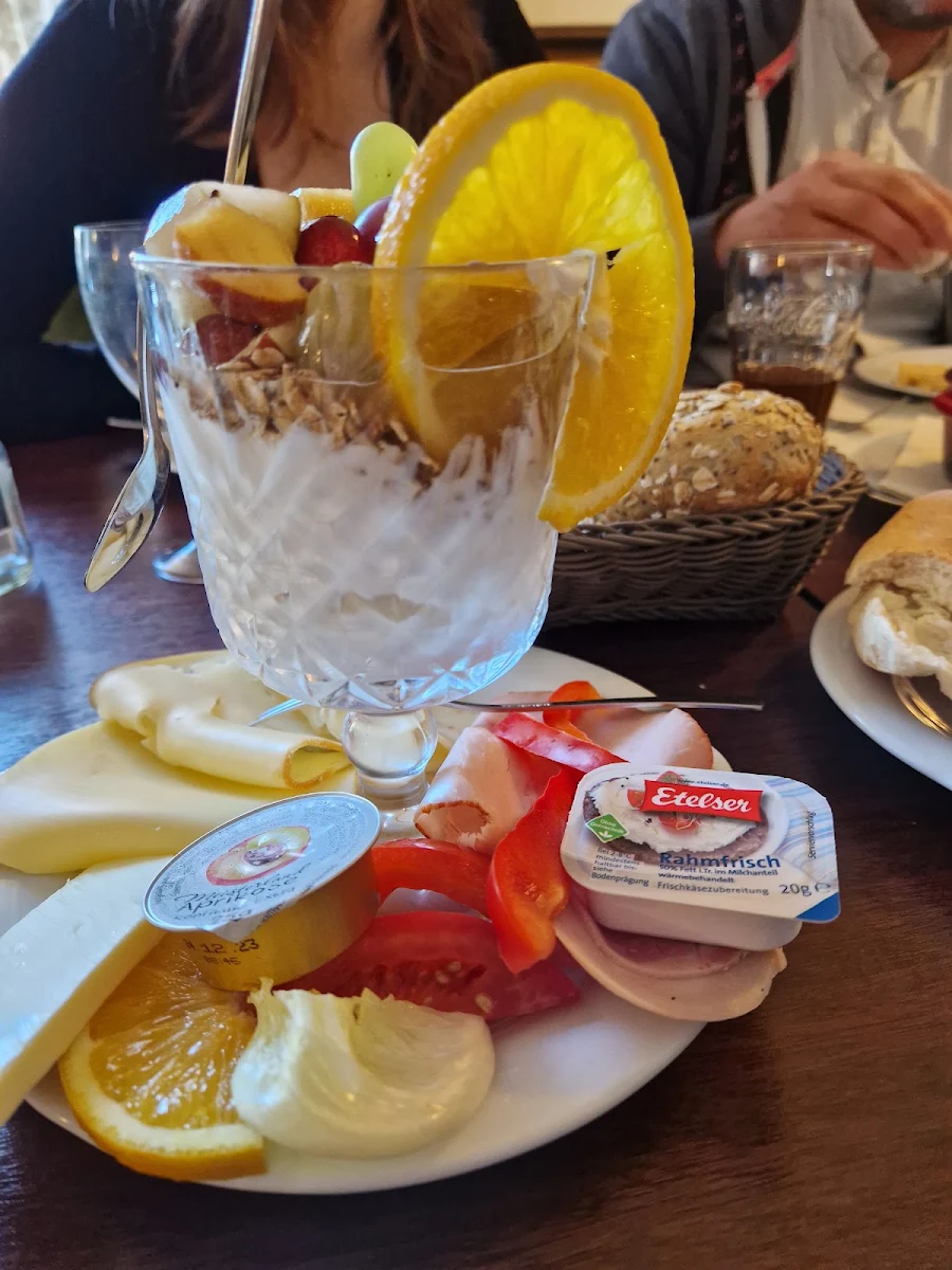 Essen und Trinken photo 2