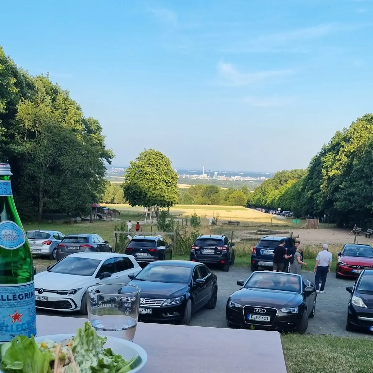 Essen und Trinken photo 2