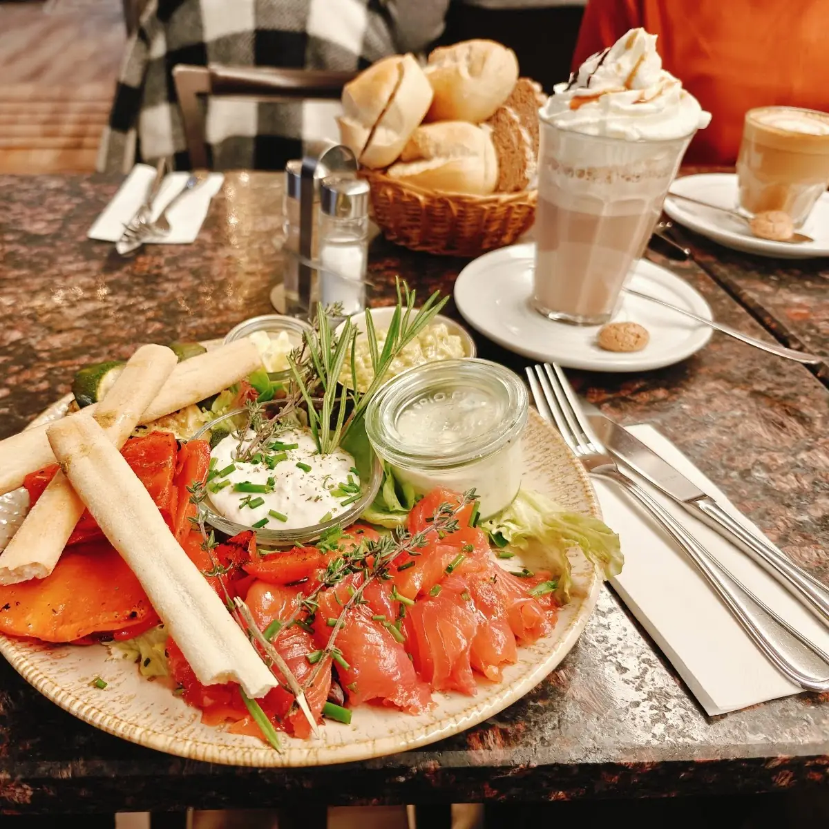 Essen und Trinken photo 3