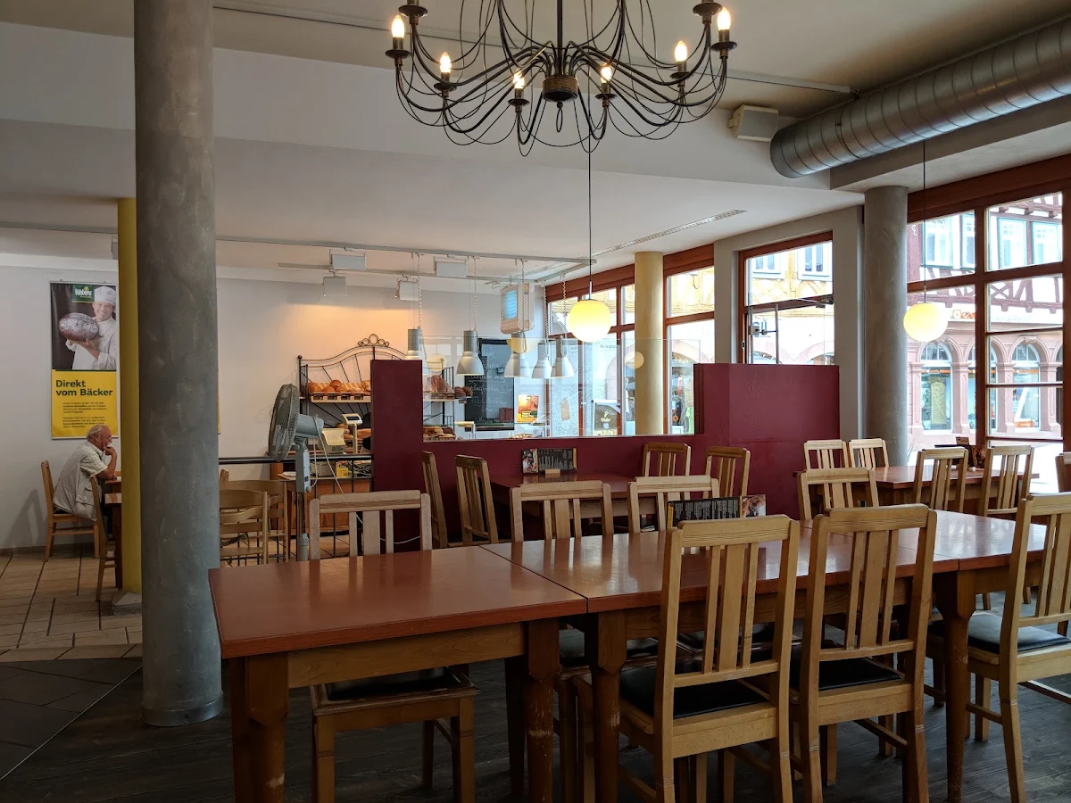 Atmosphäre, Webers Bäckerladen!