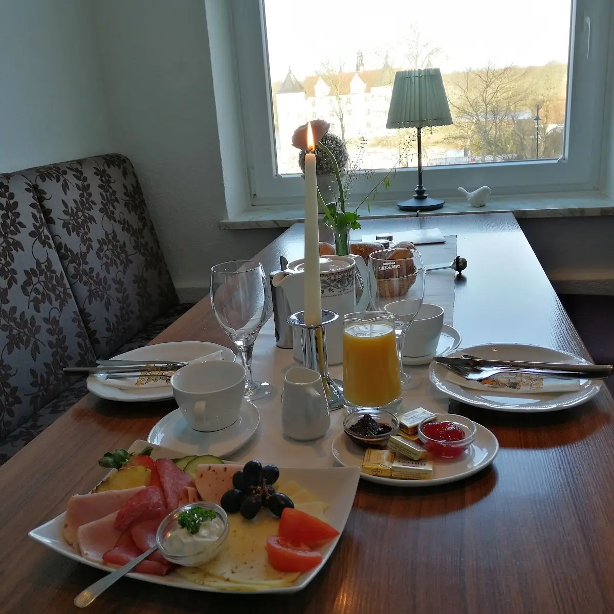 Essen und Trinken, Hotel am Wasserschloss