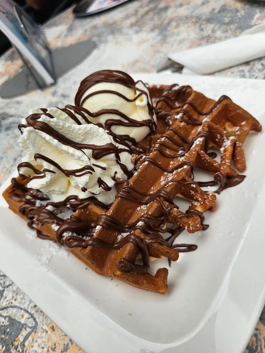 Essen und Trinken, Eiscafé Venezia