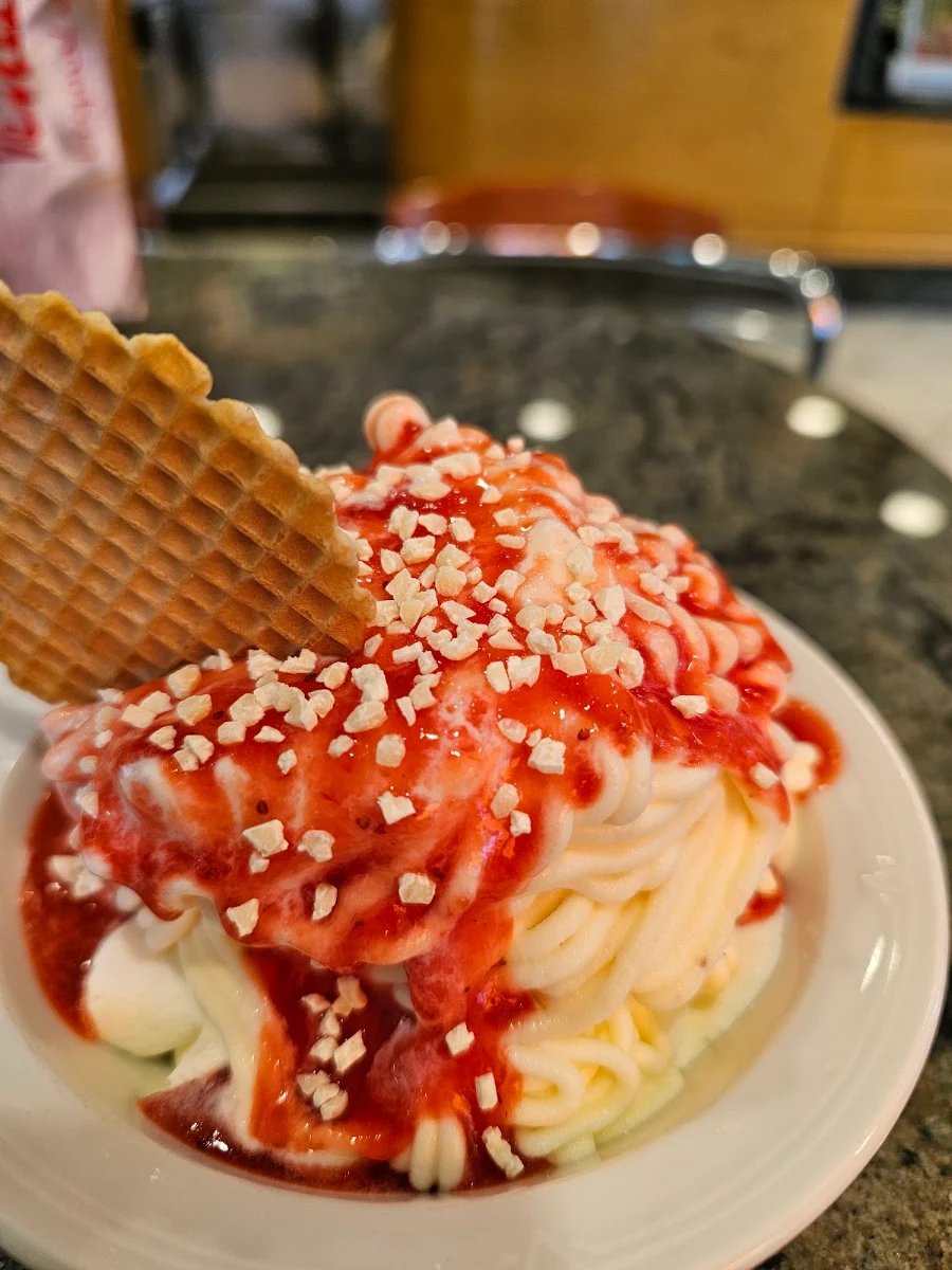 Essen und Trinken, Eiscafé Venezia