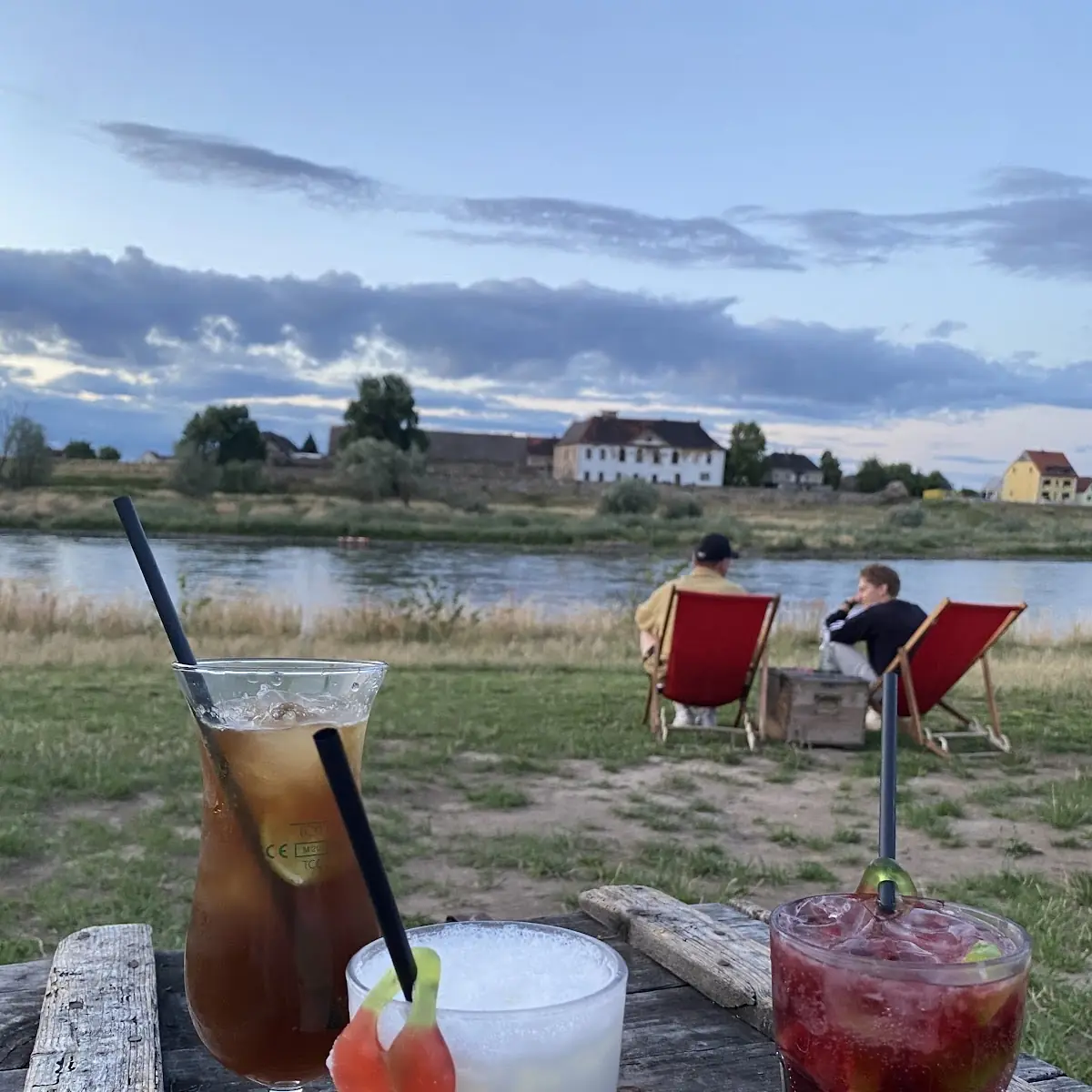 Essen und Trinken, Sommerbar Riesa