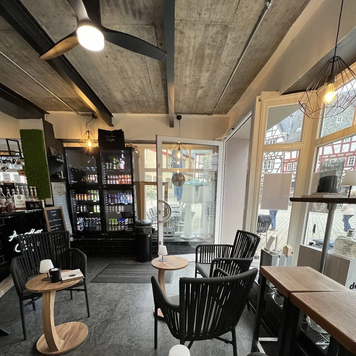 Atmosphäre, Another Coffee Limburg - Plötze