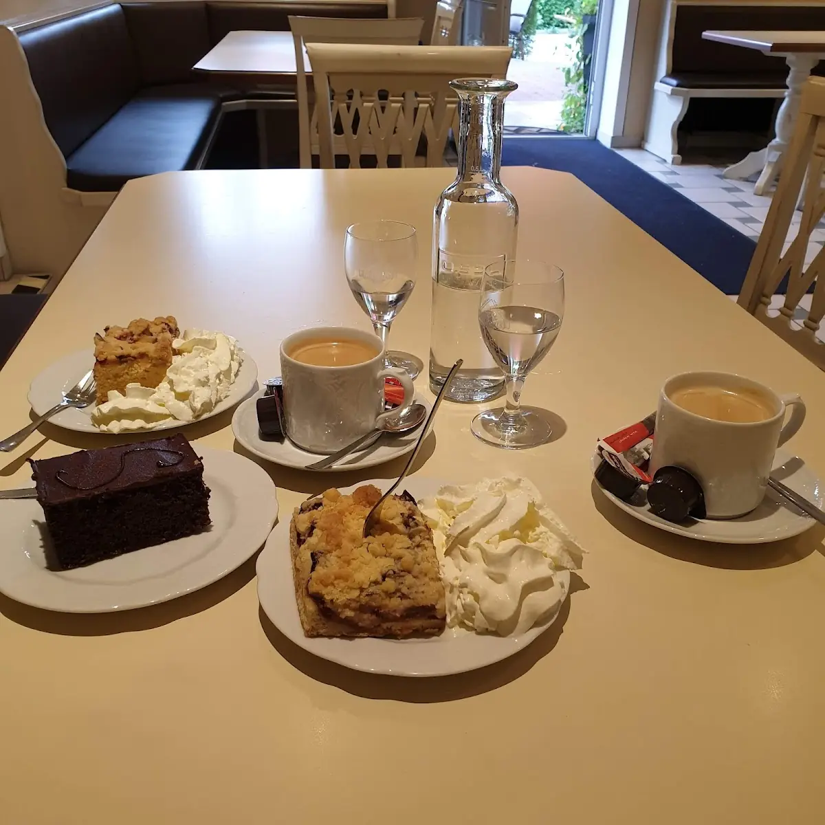 Essen und Trinken photo 4