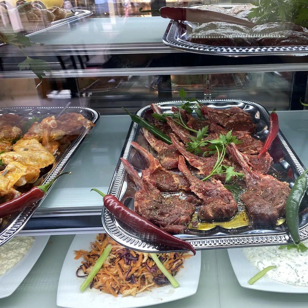 Essen und Trinken, Tat Döner 49