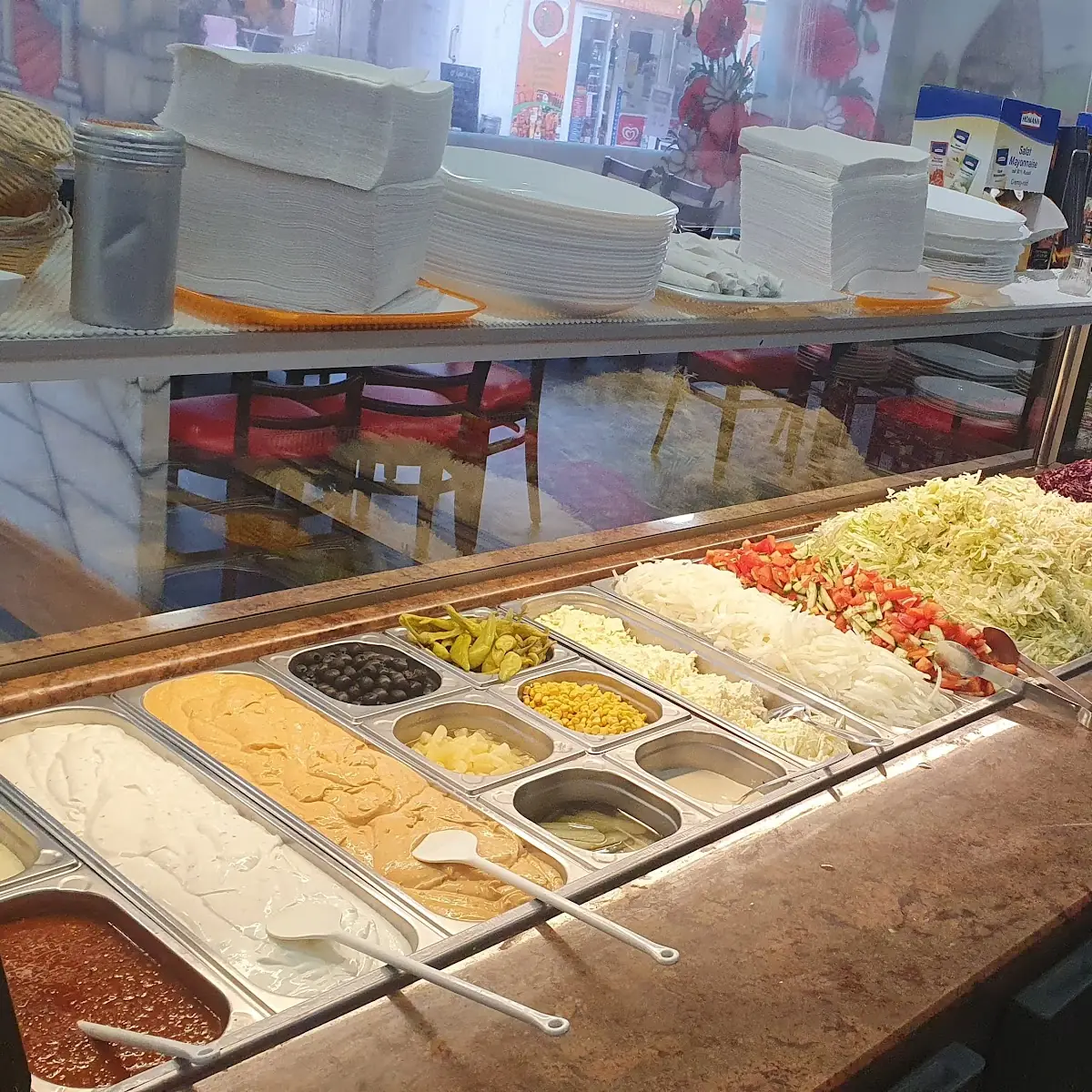 Atmosphäre, Tat Döner 49