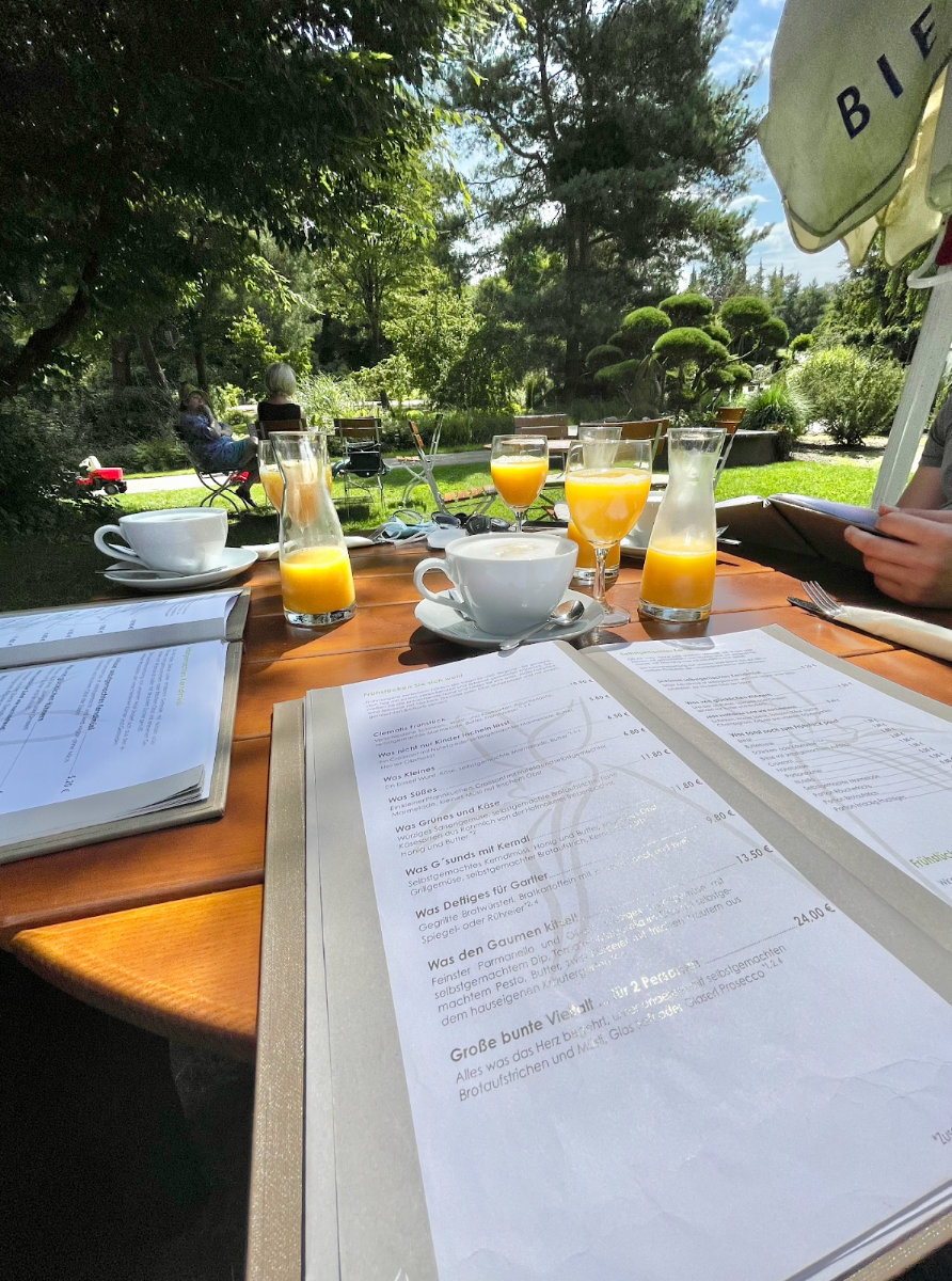 Speisekarte, Café Restaurant Clematis