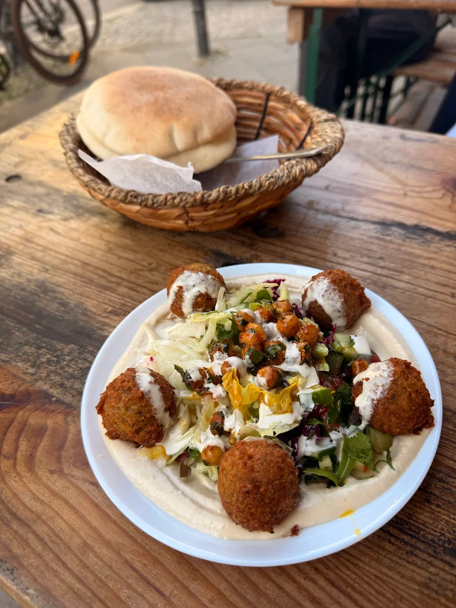 Essen und Trinken photo 3