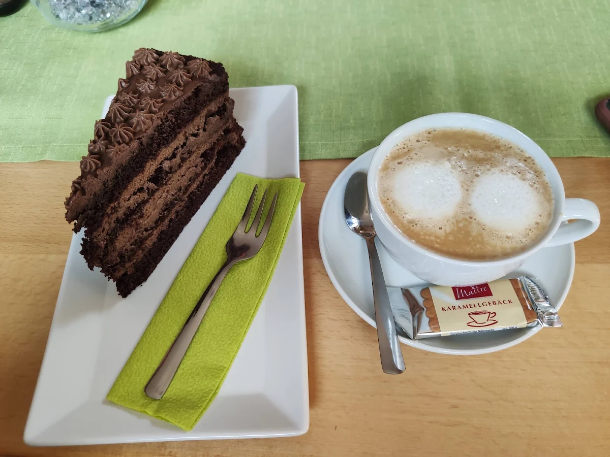 Essen und Trinken photo 3