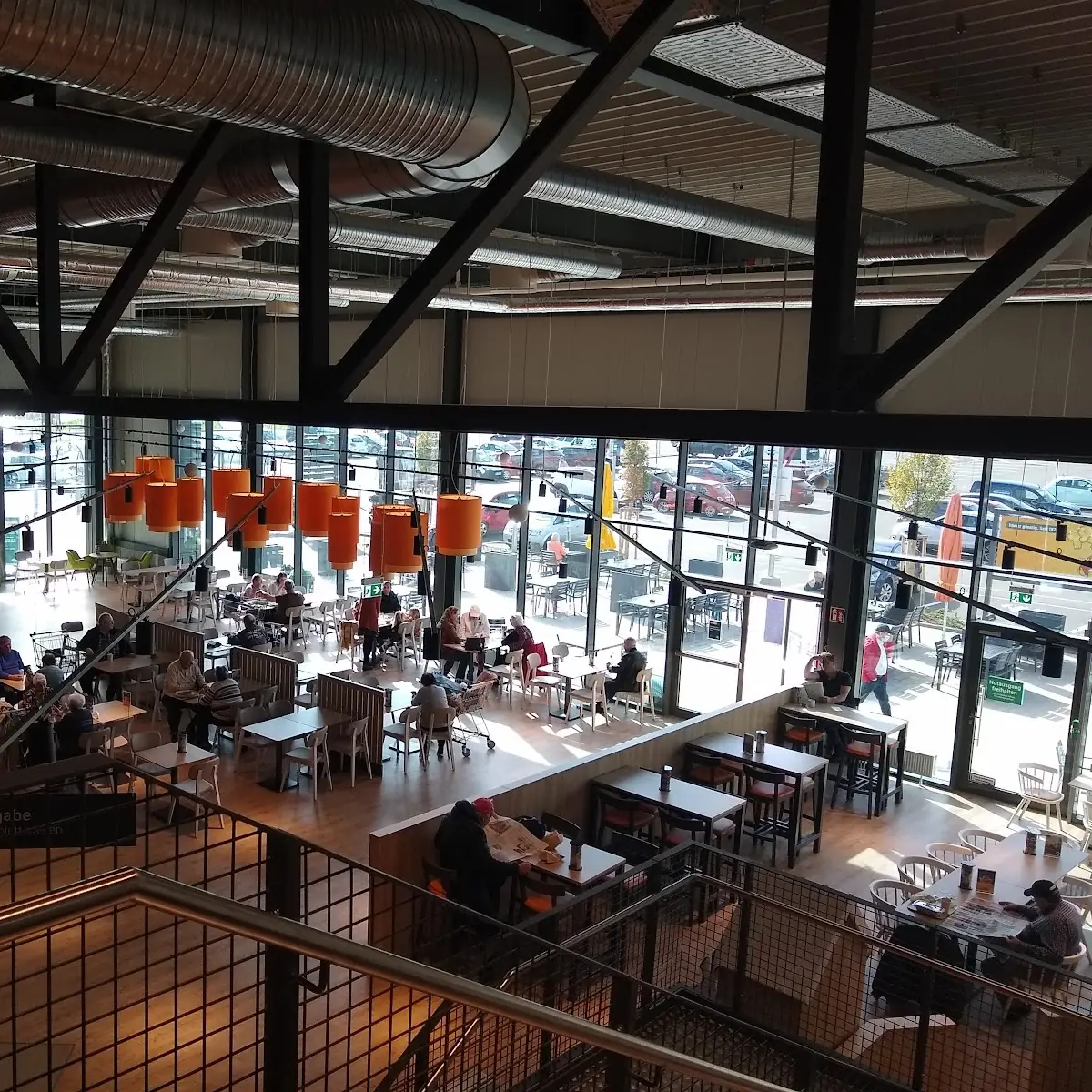 Atmosphäre, GLOBUS Restaurant Neunkirchen
