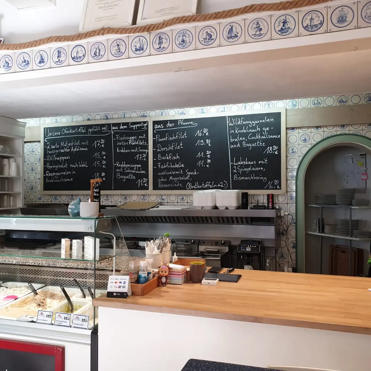 Atmosphäre, Scheel Fischspezialitäten - Fisch-Bistro & Feinkostladen