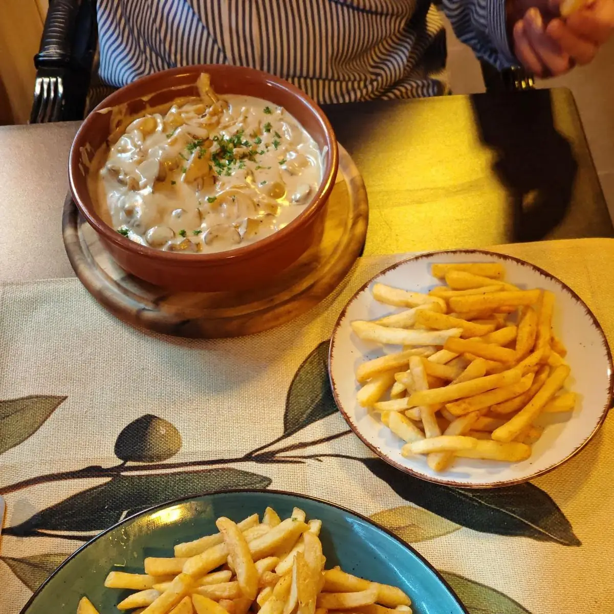 Essen und Trinken, Taverne Rigani