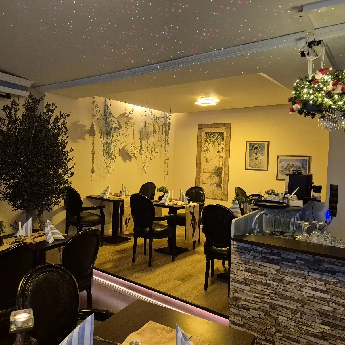 Atmosphäre, Taverne Rigani