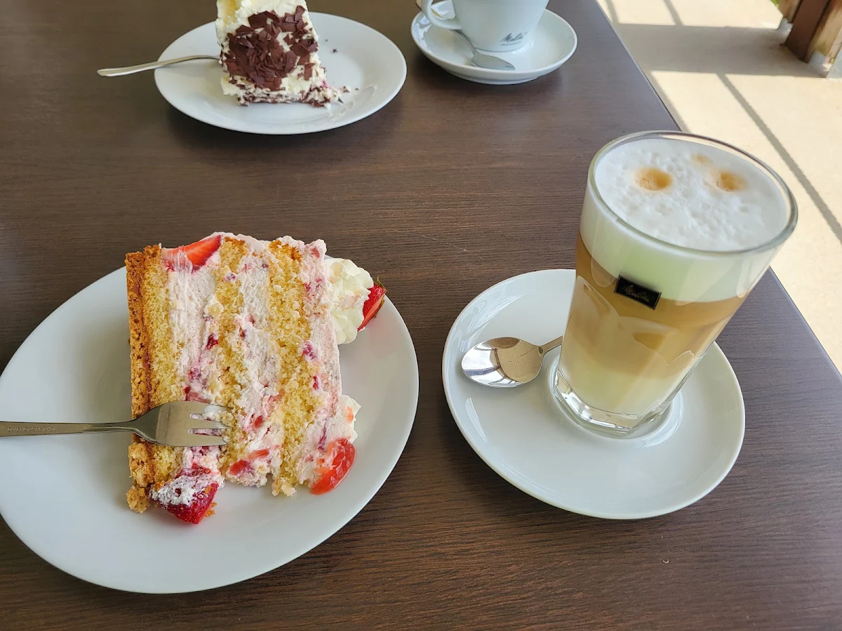 Essen und Trinken photo 3