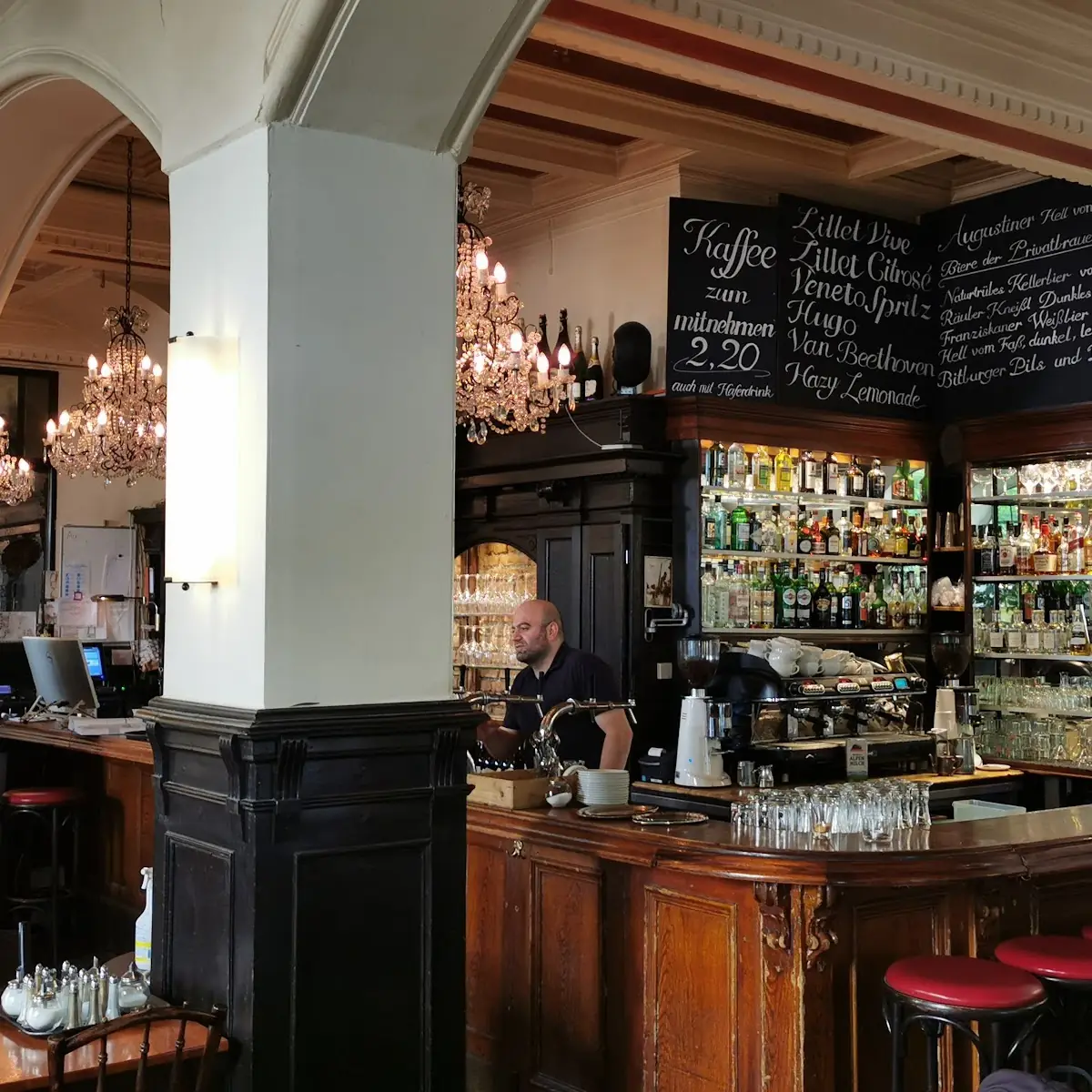 Atmosphäre, Café am Beethovenplatz
