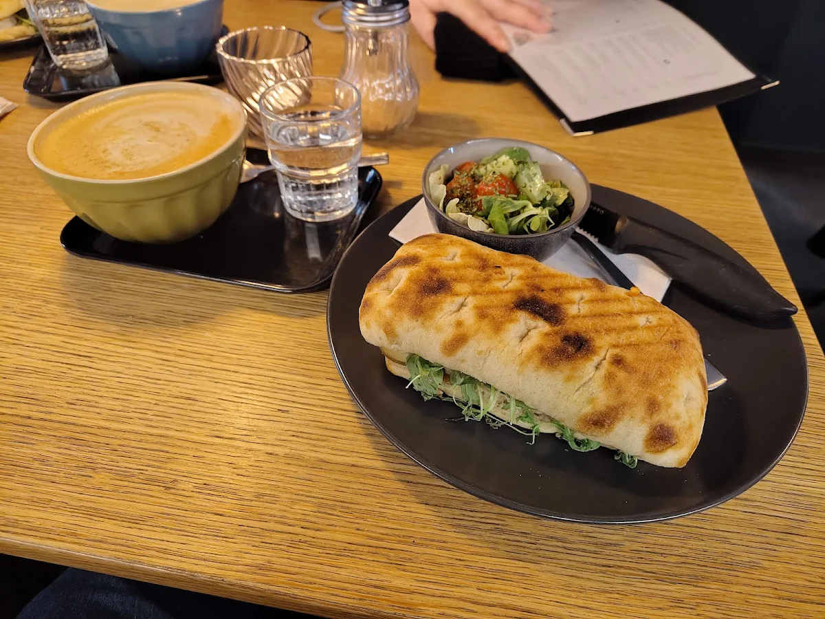 Essen und Trinken photo 7