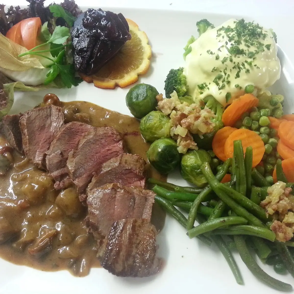 Essen und Trinken photo 2
