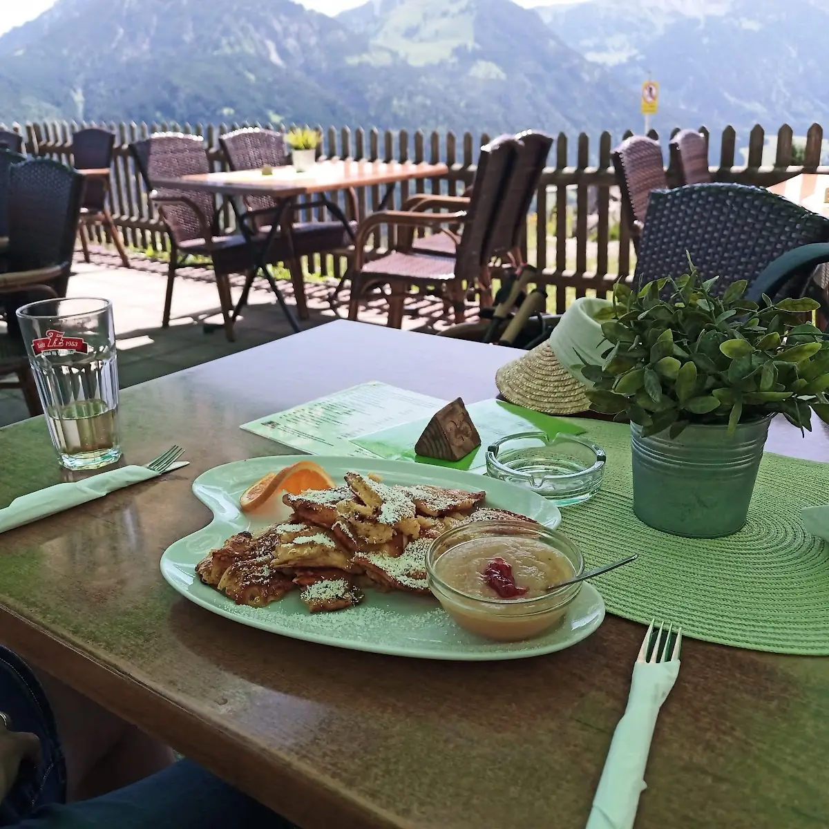 Essen und Trinken photo 3
