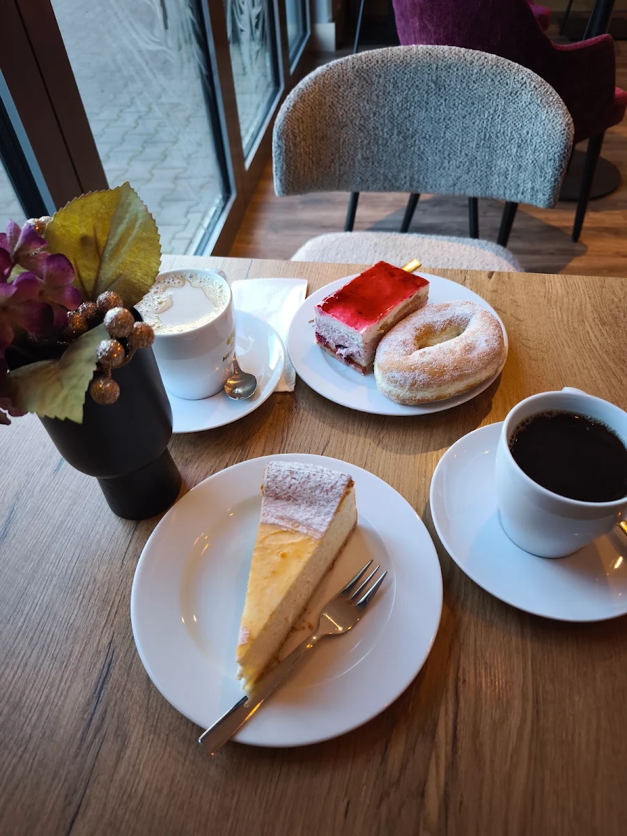 Essen und Trinken photo 2