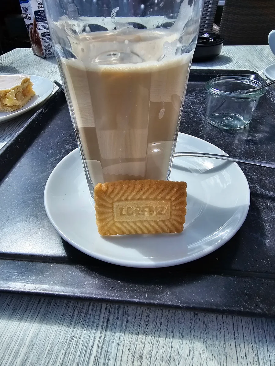 Essen und Trinken photo 2