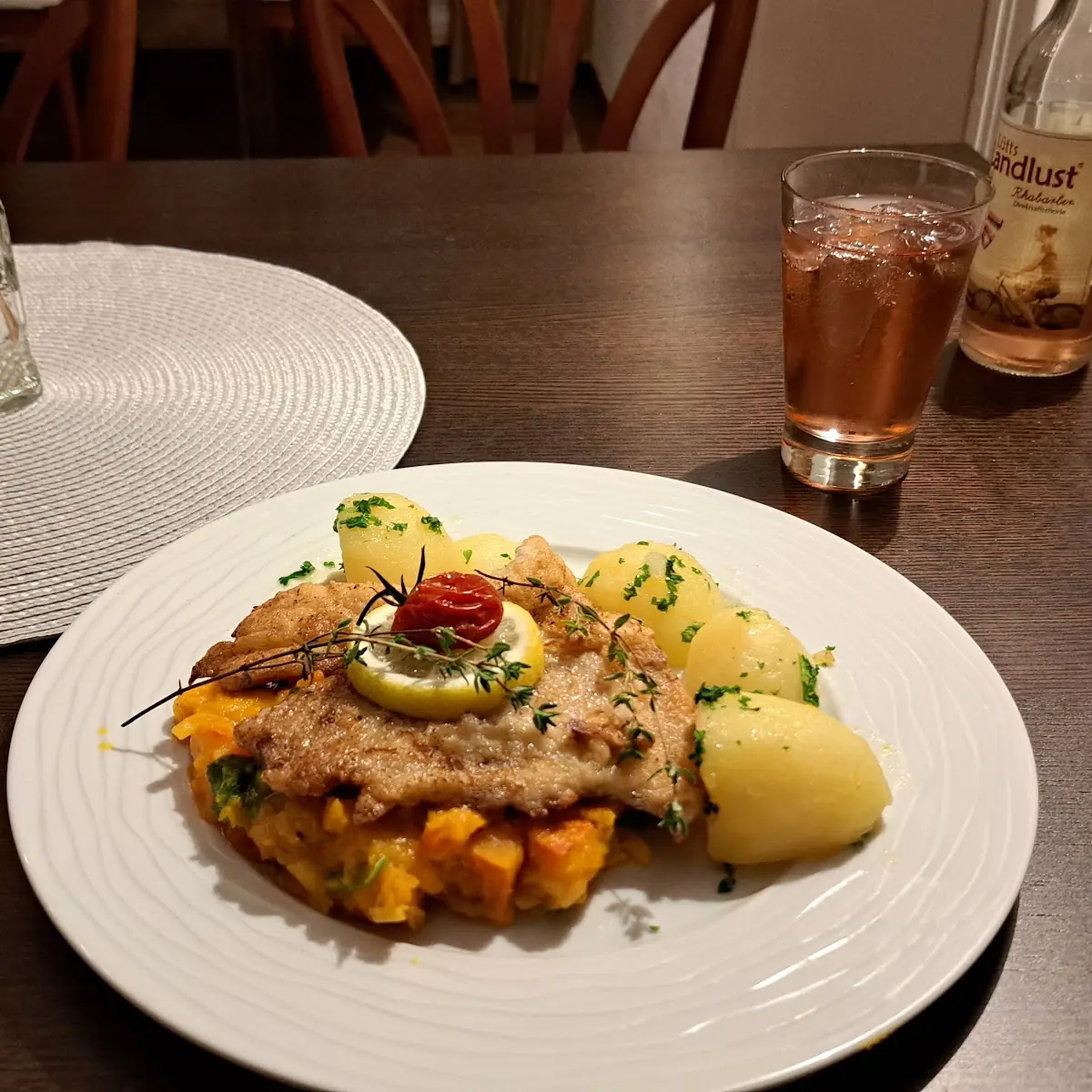 Essen und Trinken photo 3
