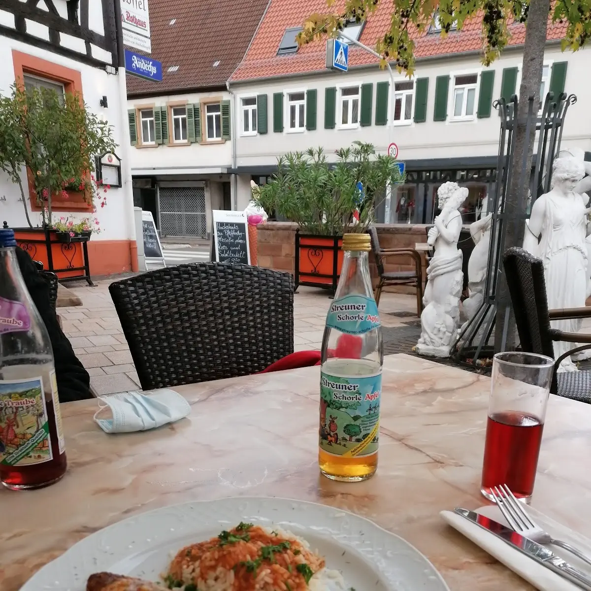 Essen und Trinken photo 2