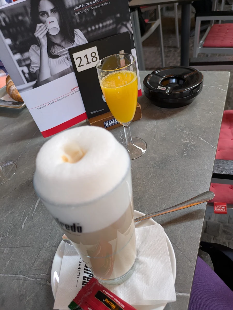 Essen und Trinken photo 2