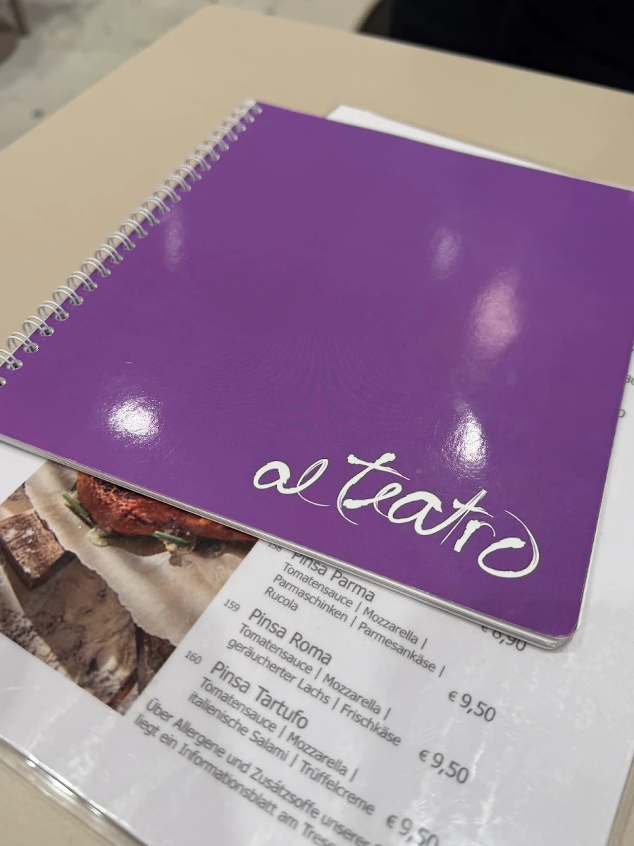 Speisekarte, café al teatro